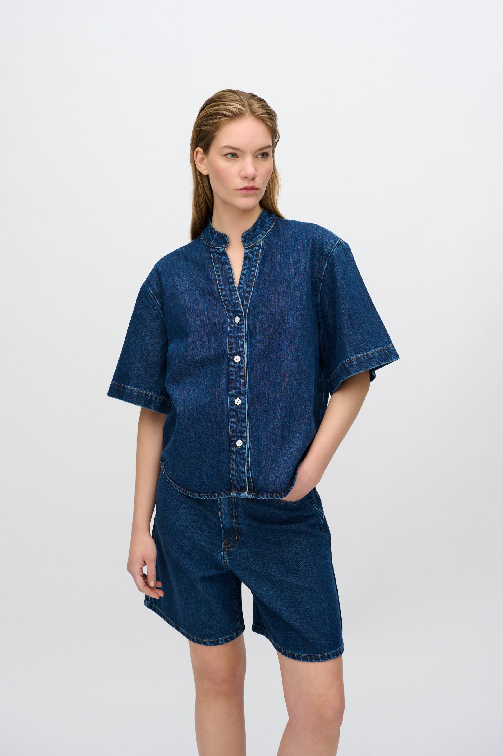 minimum female Alicia skjorte i denimblanding 4181 Short Sleeved Shirt 1002 Medium Blue
