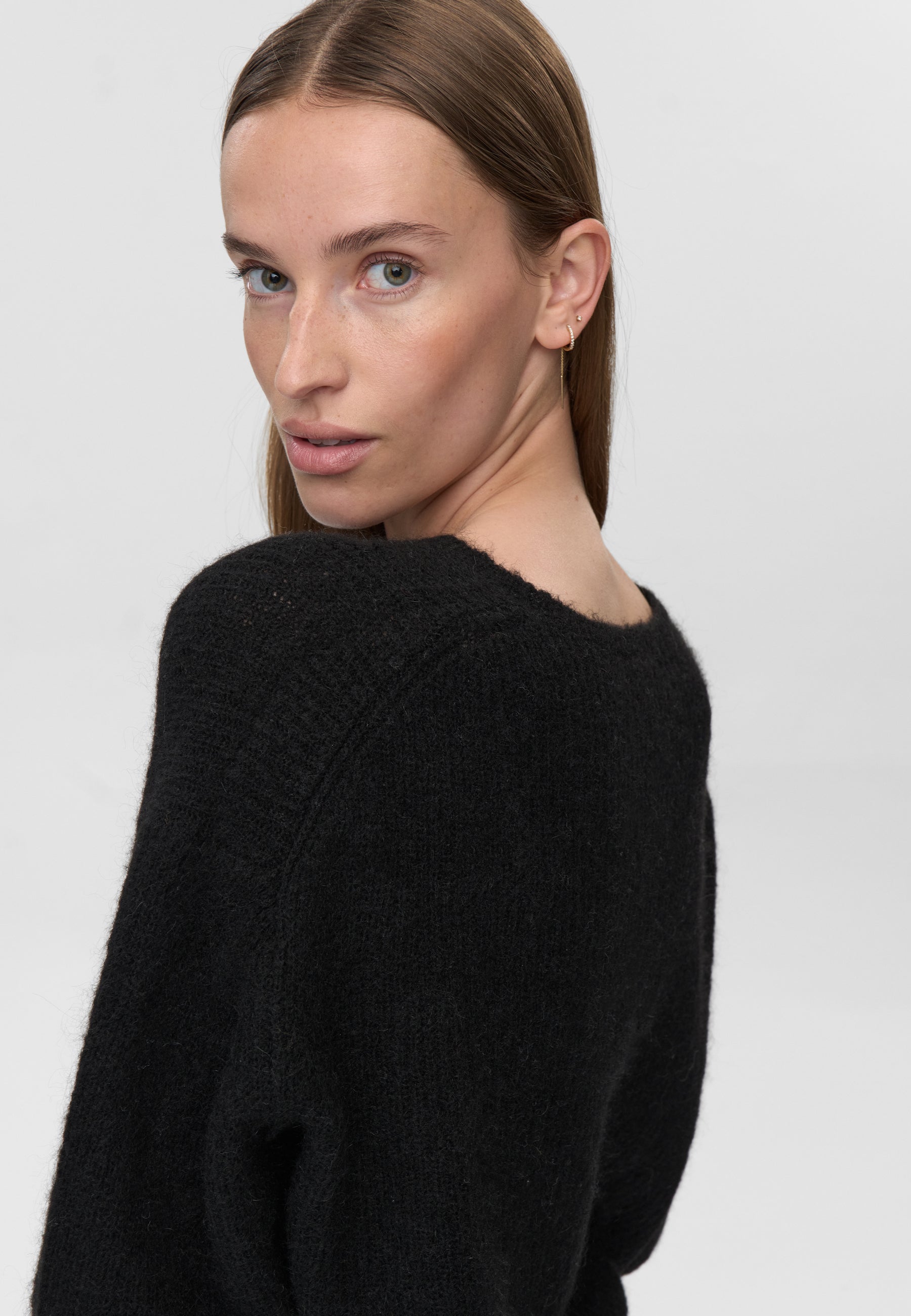 minimum female Calaha striktrøje 9965 Jumper 999 Black