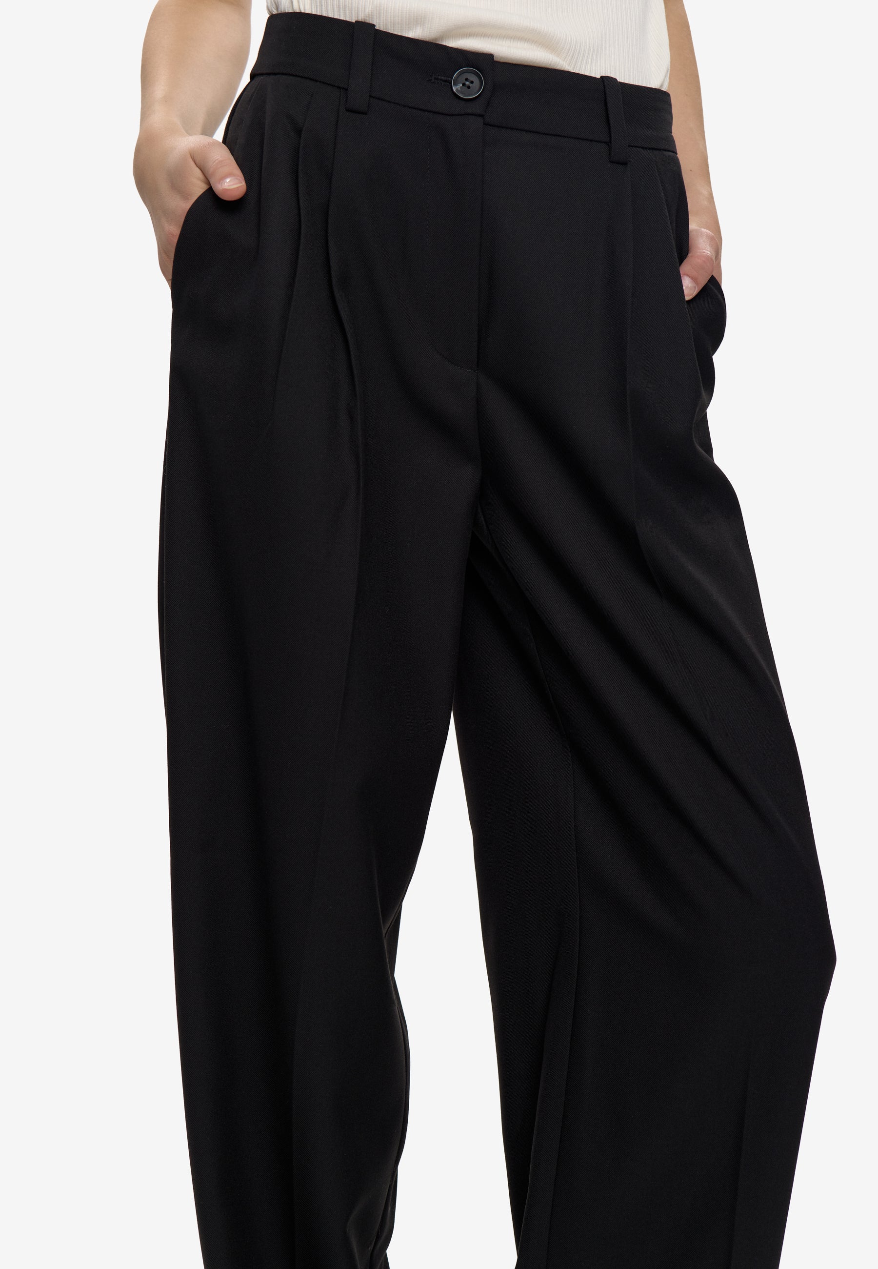 minimum female Chloe pants 4527 Dressed Pants 999 Black