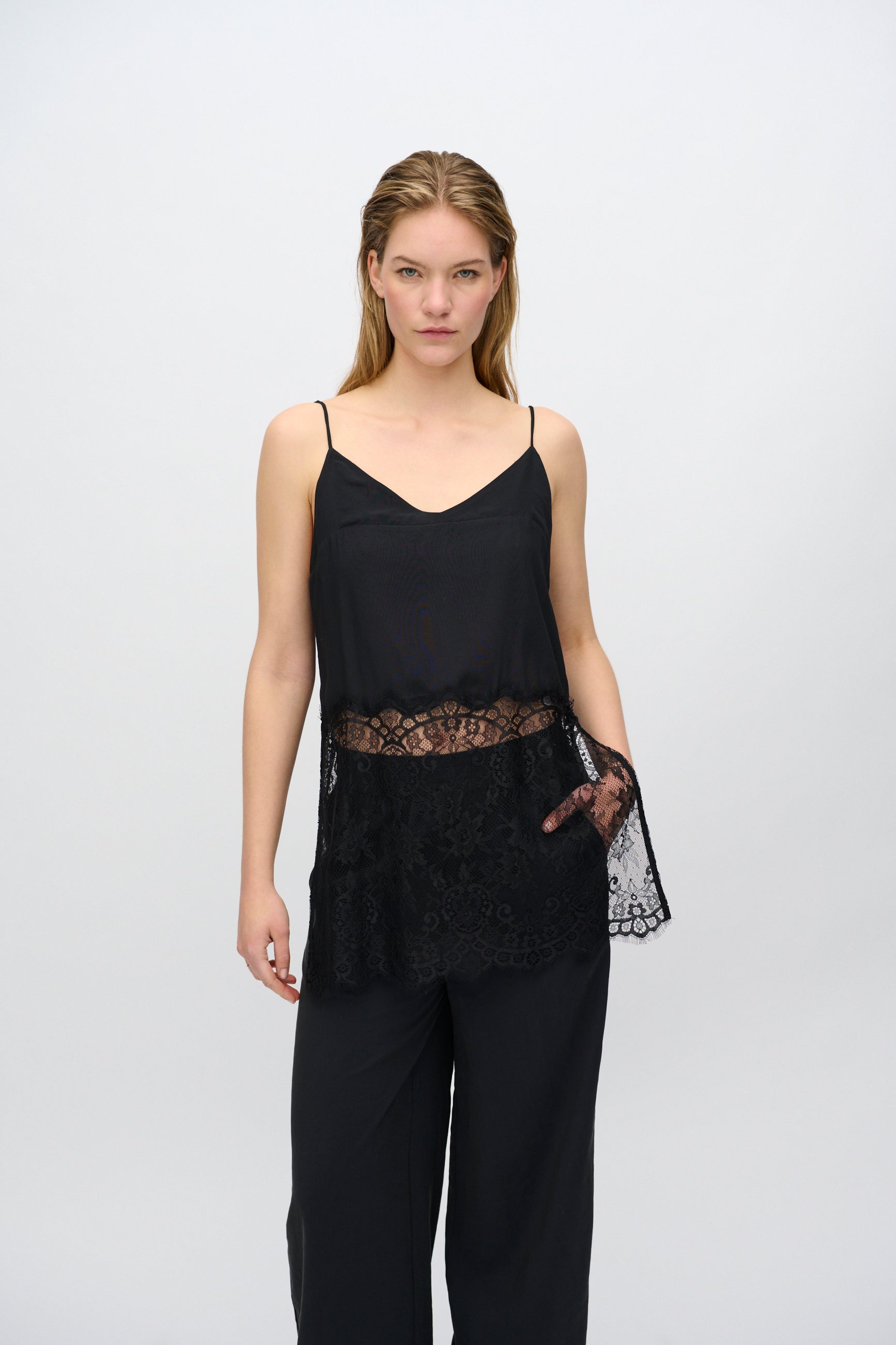 minimum female Elia top med blonde 4257 Top 999 Black