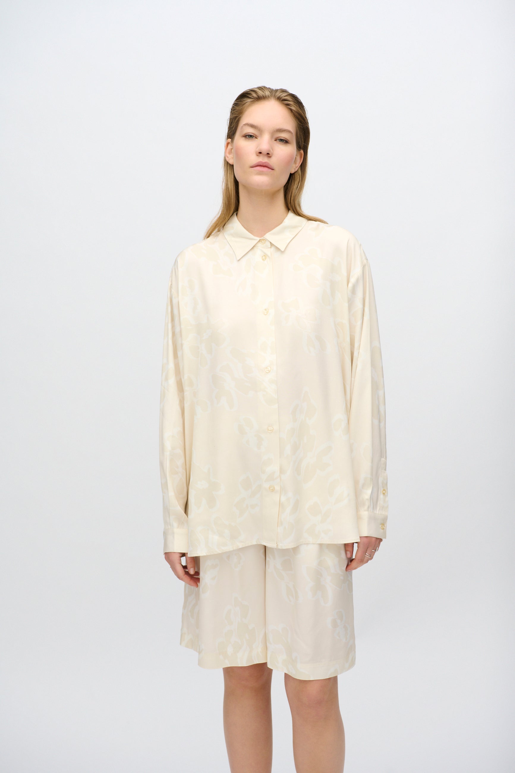 minimum female Harper langærmet skjorte 4270 Long Sleeved Shirt 0011 Butter Cream