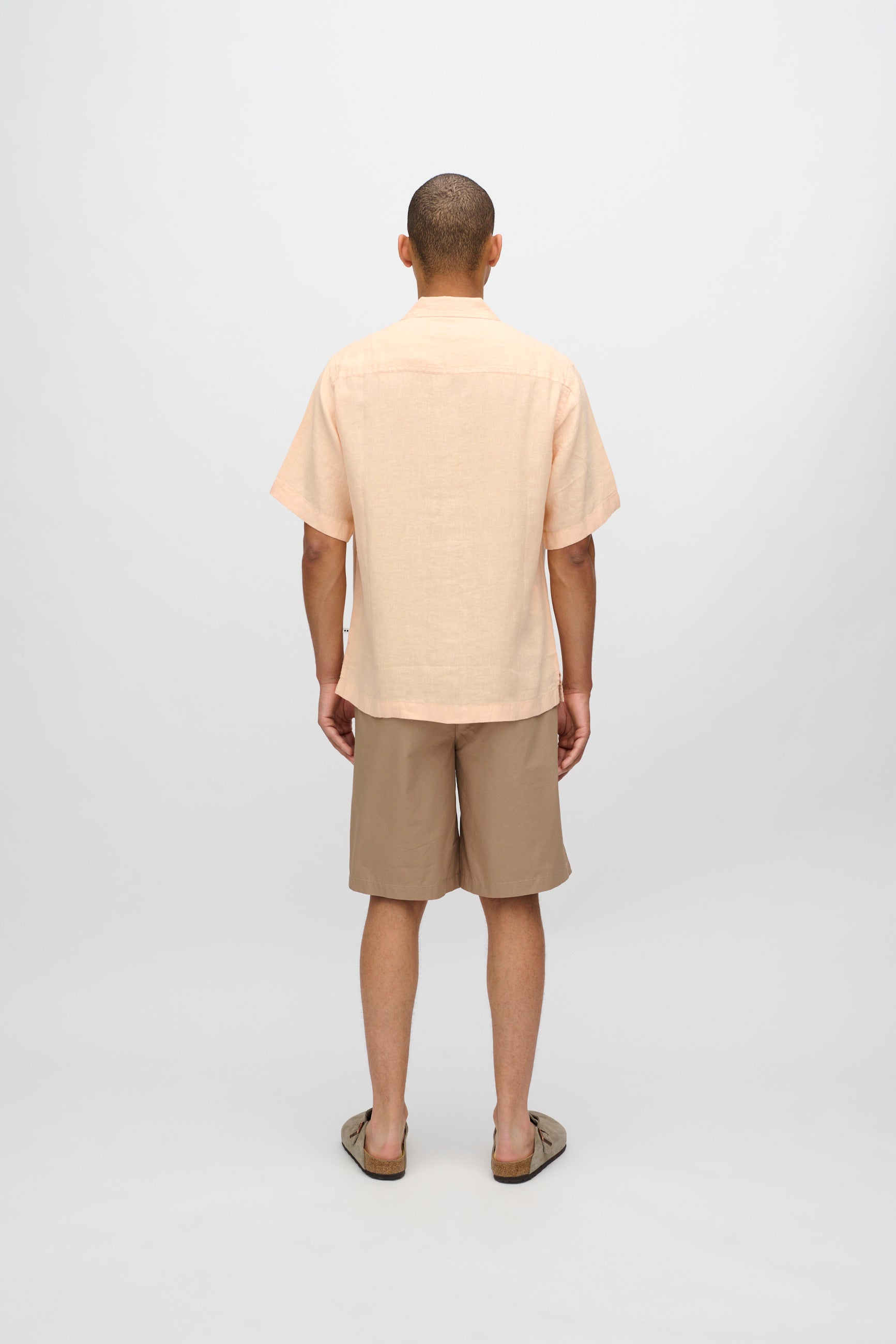minimum male Hayden kortærmet hørskjorte 4115 Short Sleeved Shirt 1110 Creme De Peche