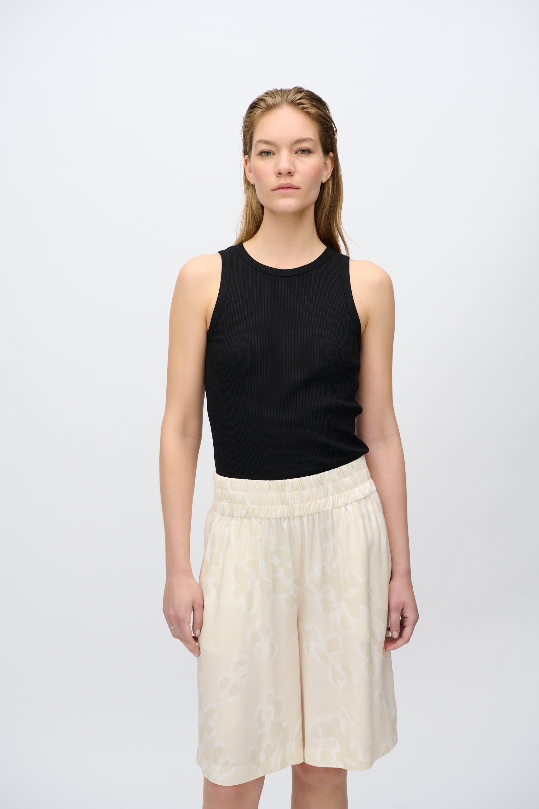 minimum female Lila tank top 4226 Gilet 999 Black