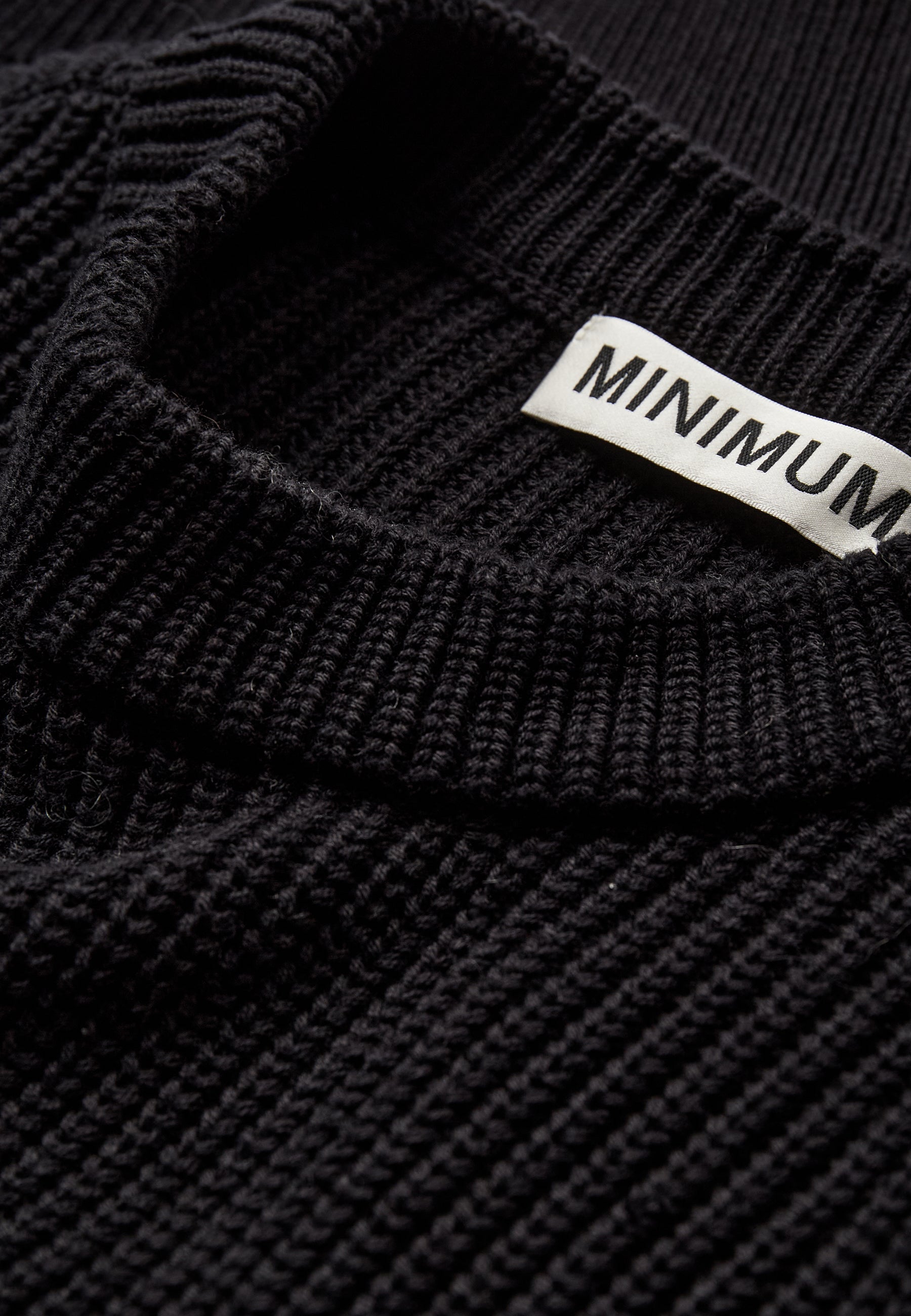 minimum female Mikala striktrøje G006 Jumper 999 Black