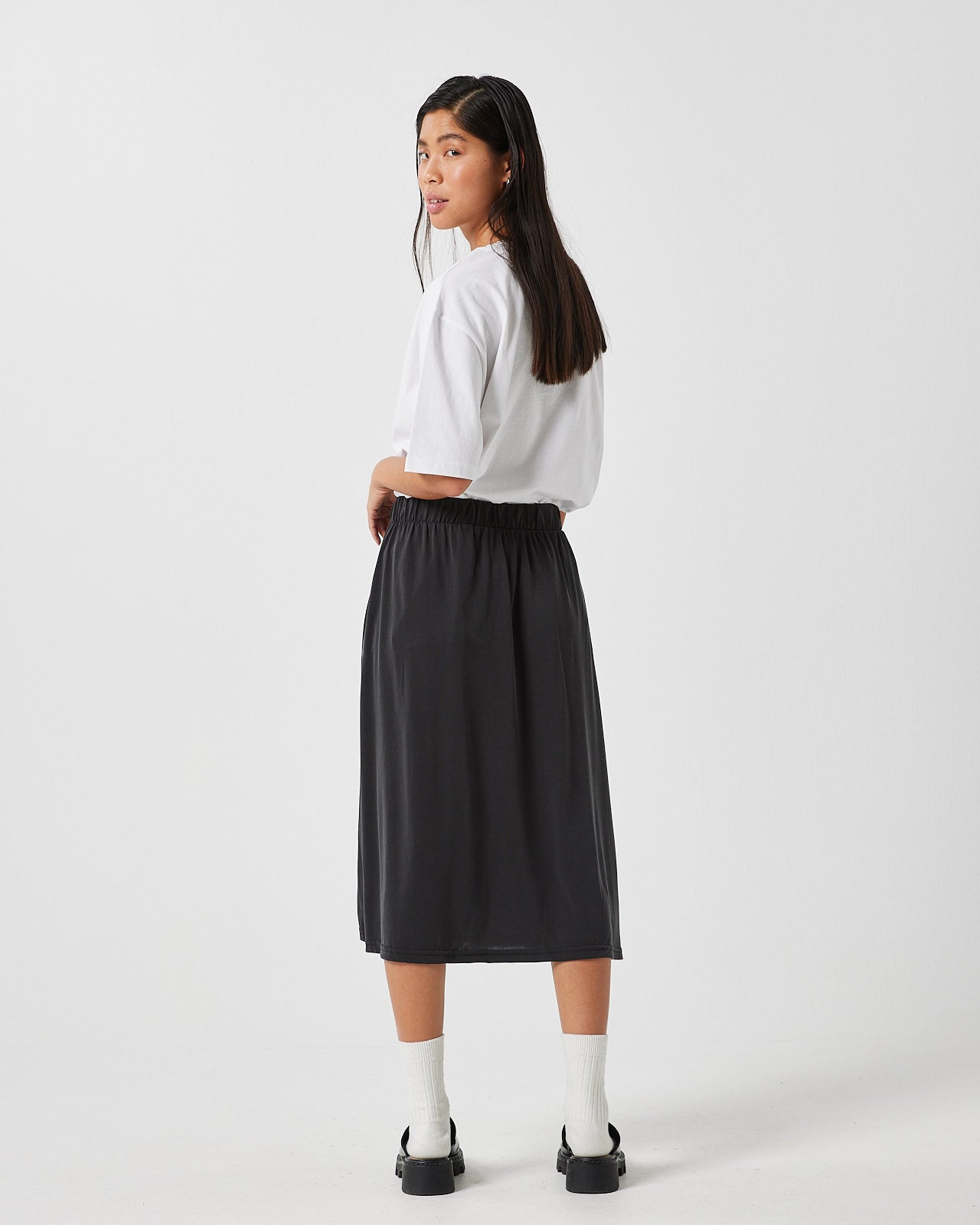 minimum female Regisse 2.0 0281 Midi Skirt 999 Black