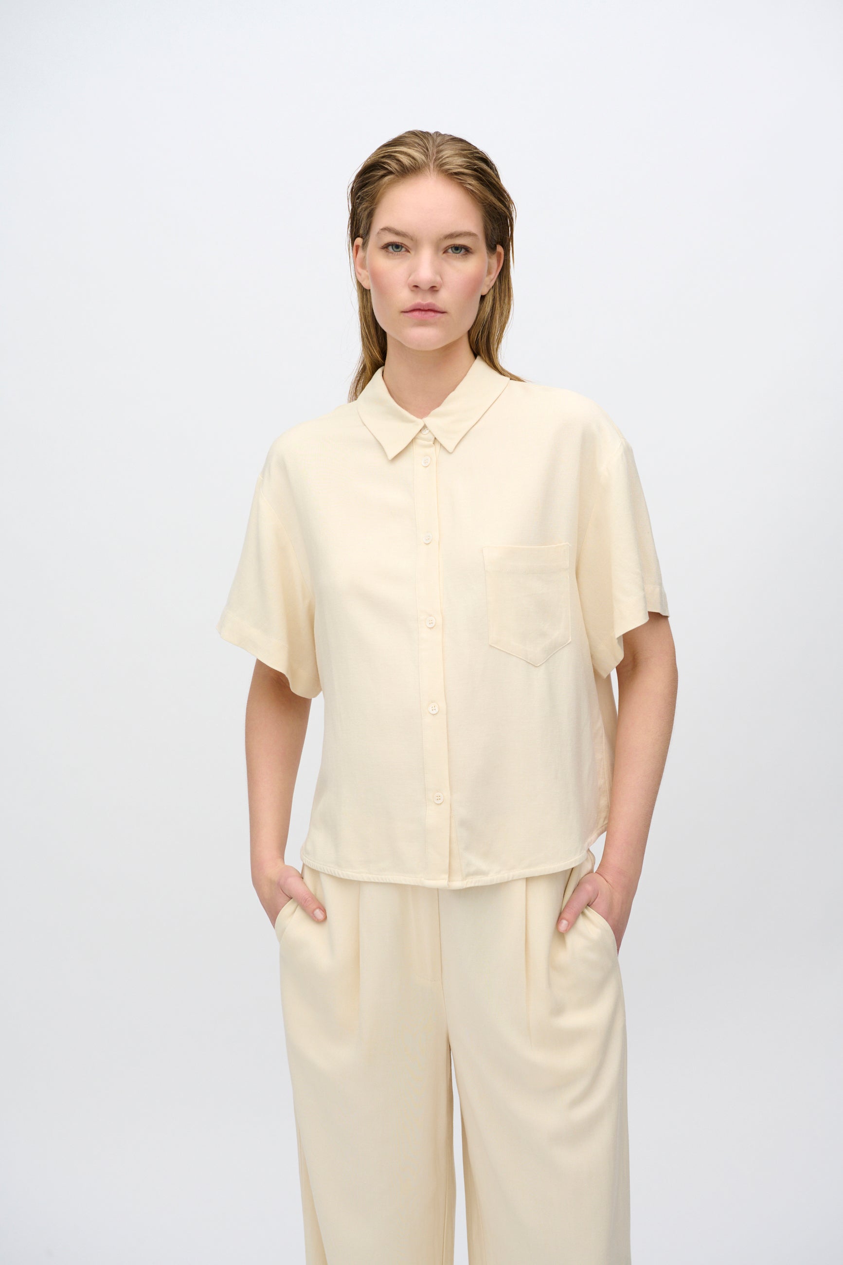 minimum female Sage kortærmet skjorte 3069 Short Sleeved Shirt 0908 Summer Sand