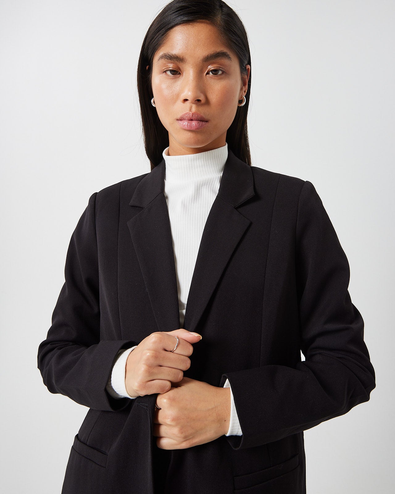 minimum female Tara 2.0 e54 Blazer 999 Black