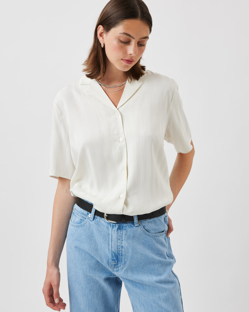 minimum female  Ailas 2999 Short Sleeved Shirt 0608 Coco Milk