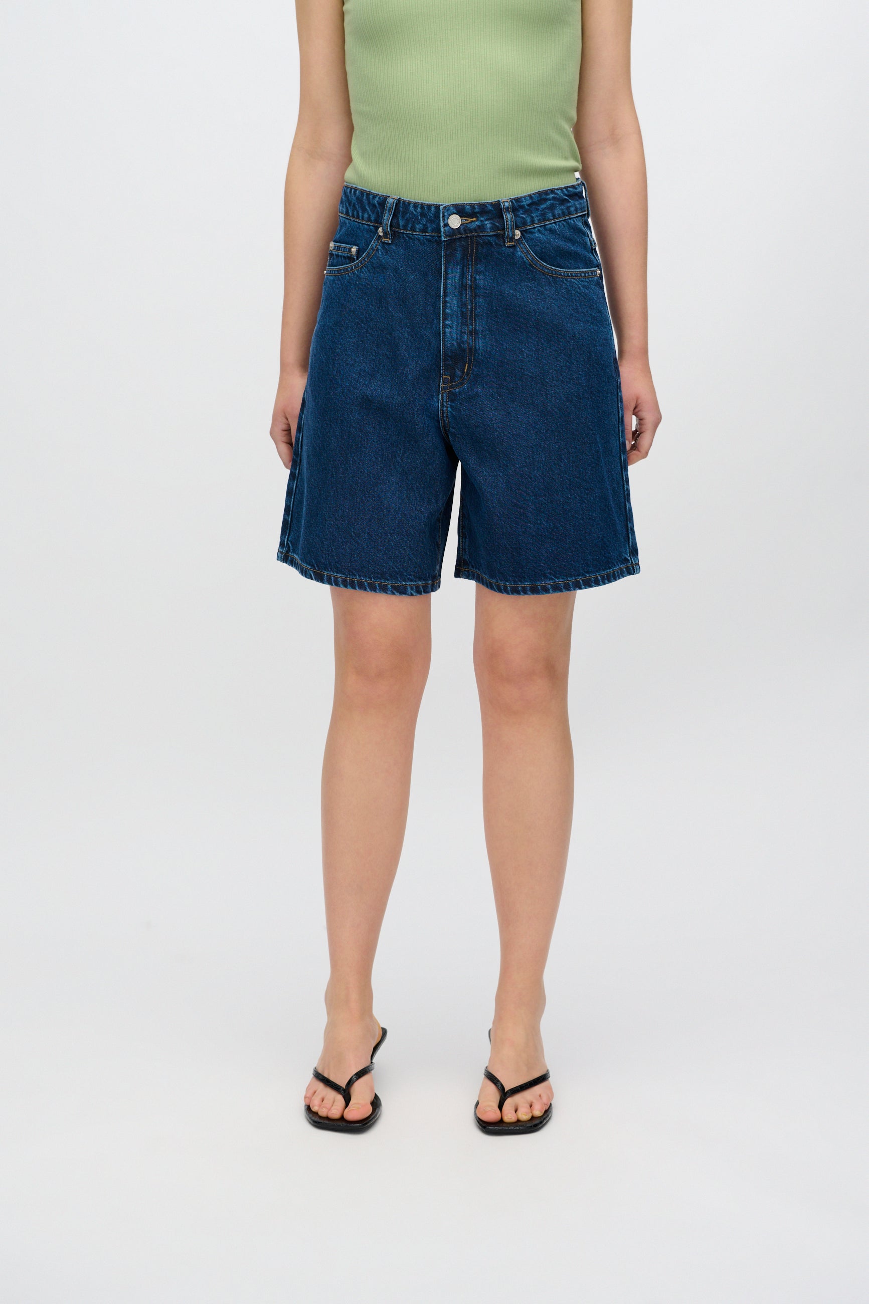 minimum female Alva denimshorts 4181 Shorts 1002 Medium Blue