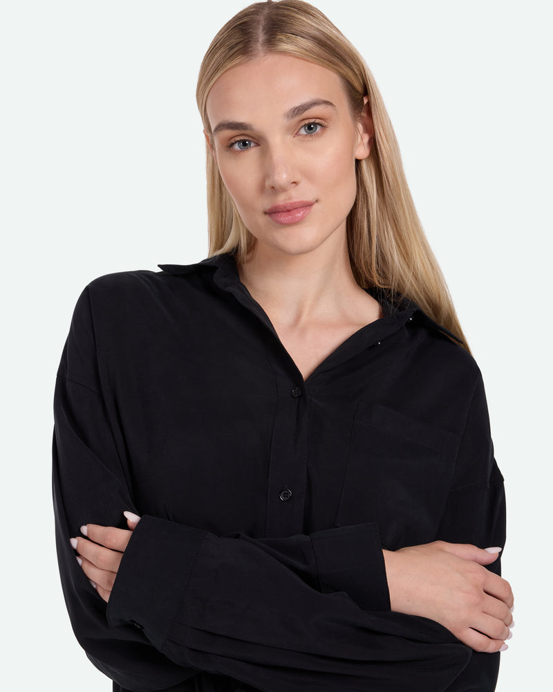 minimum female Avias 3780 Long Sleeved Shirt 999 Black