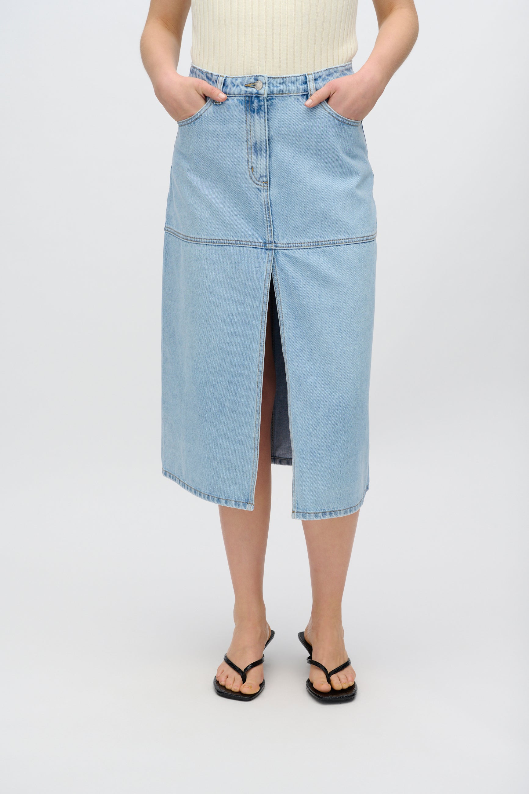 minimum female Erin midi nederdel 4282 Midi Skirt 1001 Light Blue