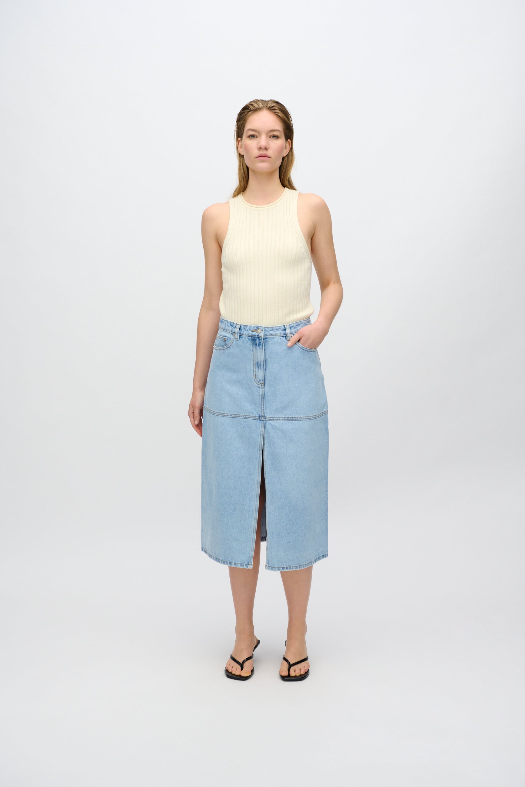 minimum female Erin midi nederdel 4282 Midi Skirt 1001 Light Blue