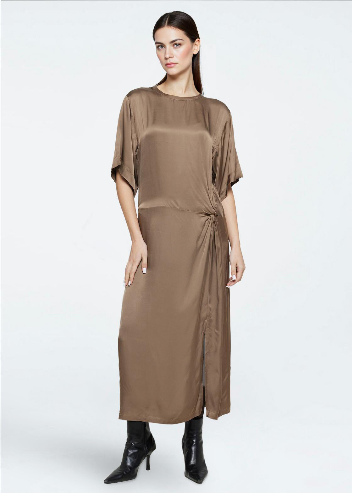 minimum female Josie satin midi-kjole 4165 Midi Dress 1815 Shitake