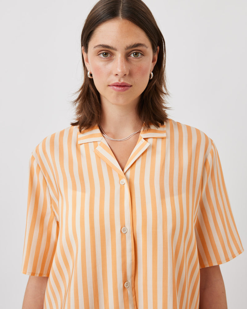 minimum female  Karlamarie 3079 Short Sleeved Shirt 1231 Peach Cobbler