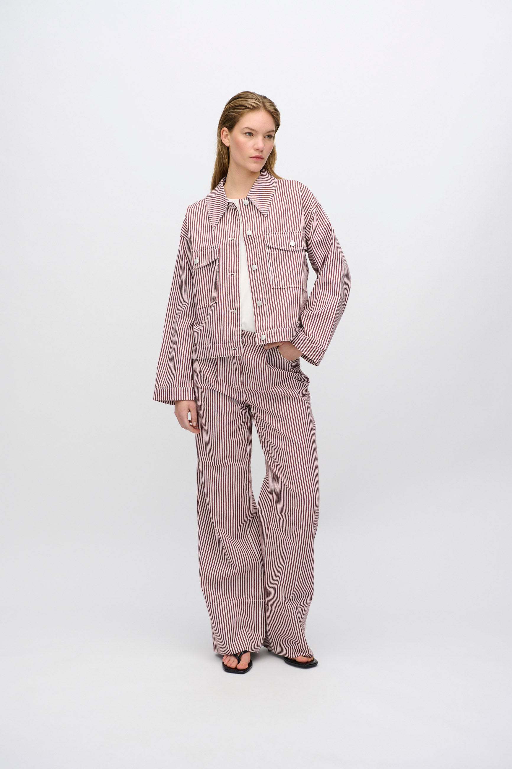 minimum female Malenes let denimjakke i striber 4328 Lightweight Jacket 0608 Coco Milk