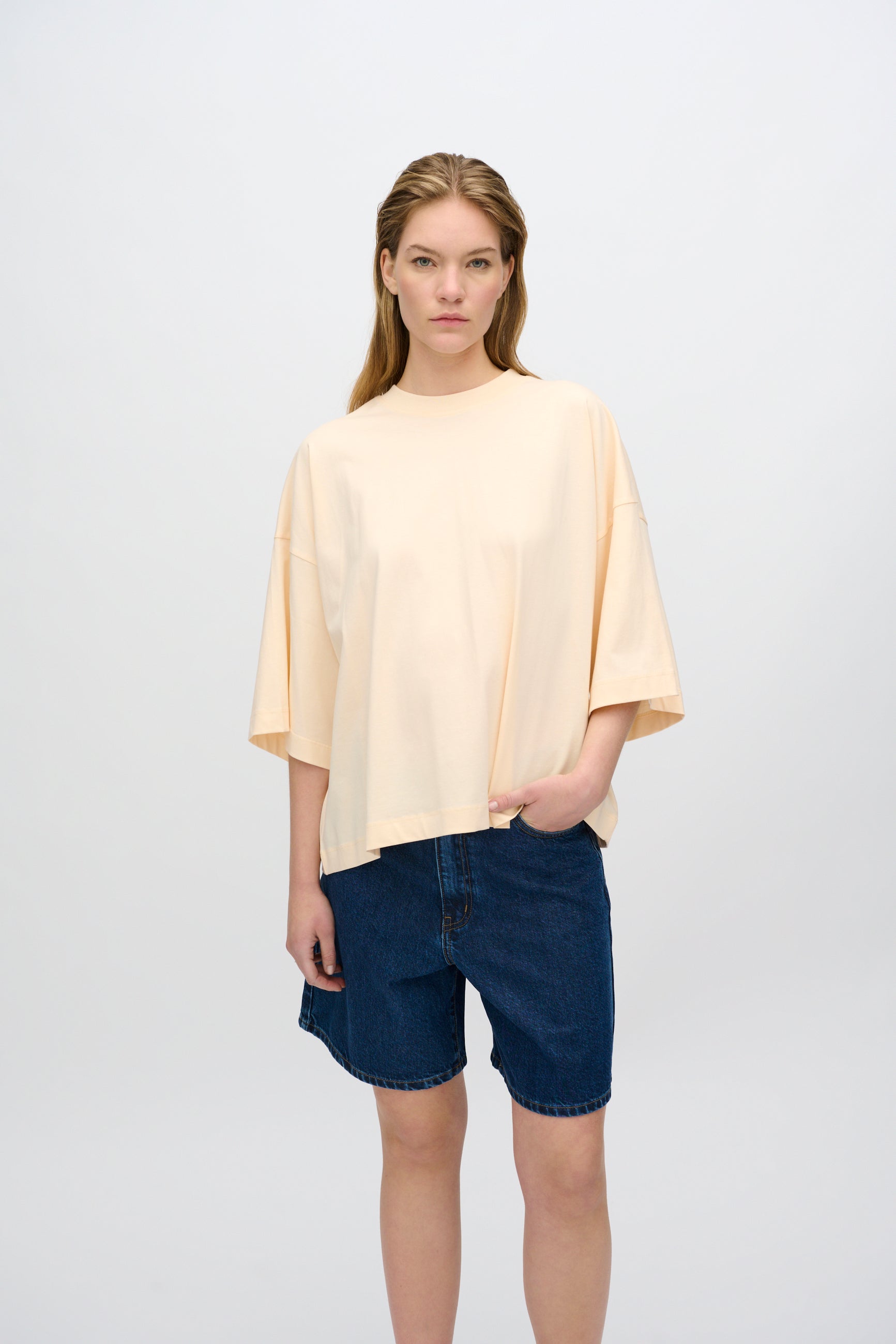 minimum female Mira t-shirt G029 GOTS Short Sleeved T-shirt 1110 Creme De Peche