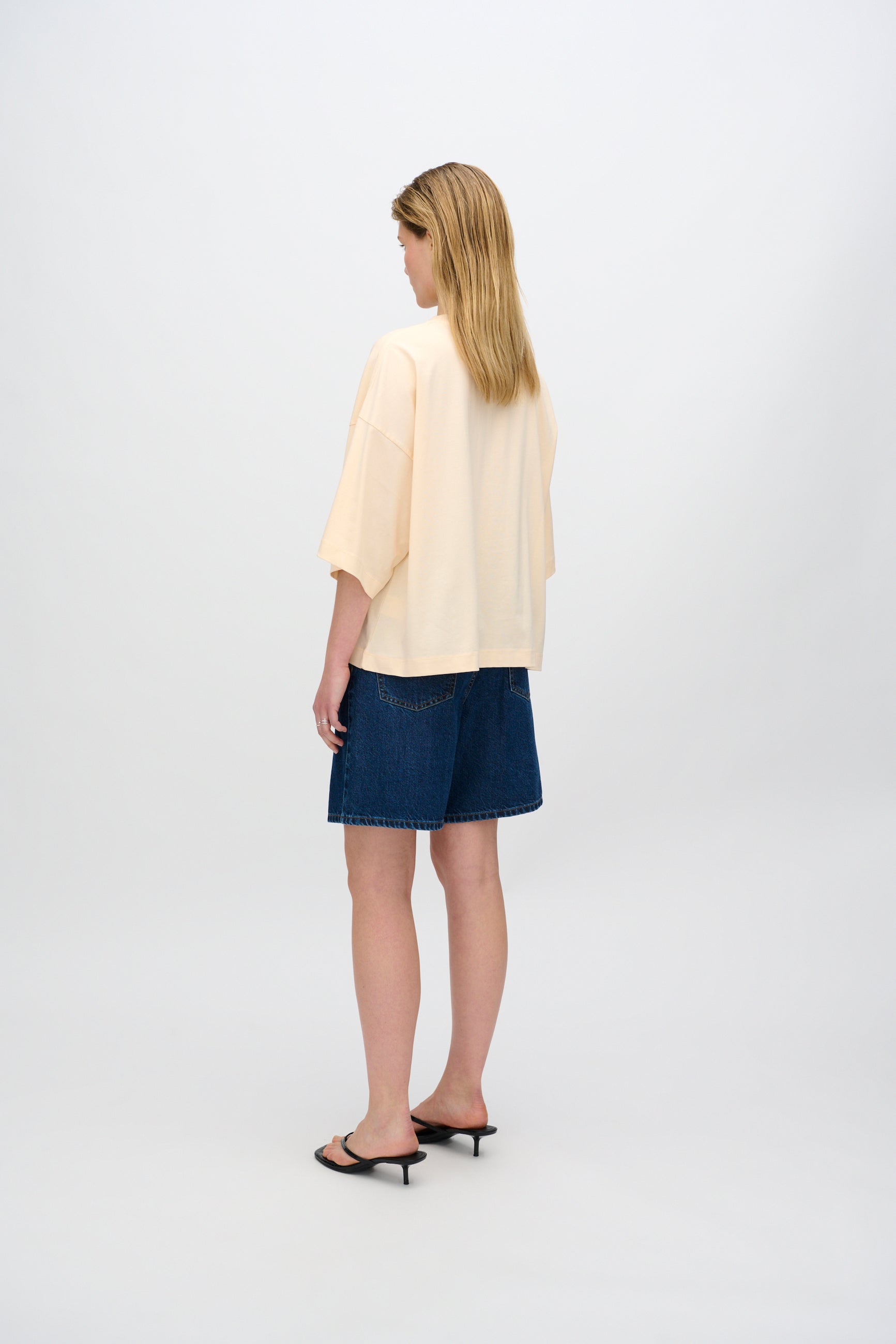 minimum female Mira t-shirt G029 GOTS Short Sleeved T-shirt 1110 Creme De Peche