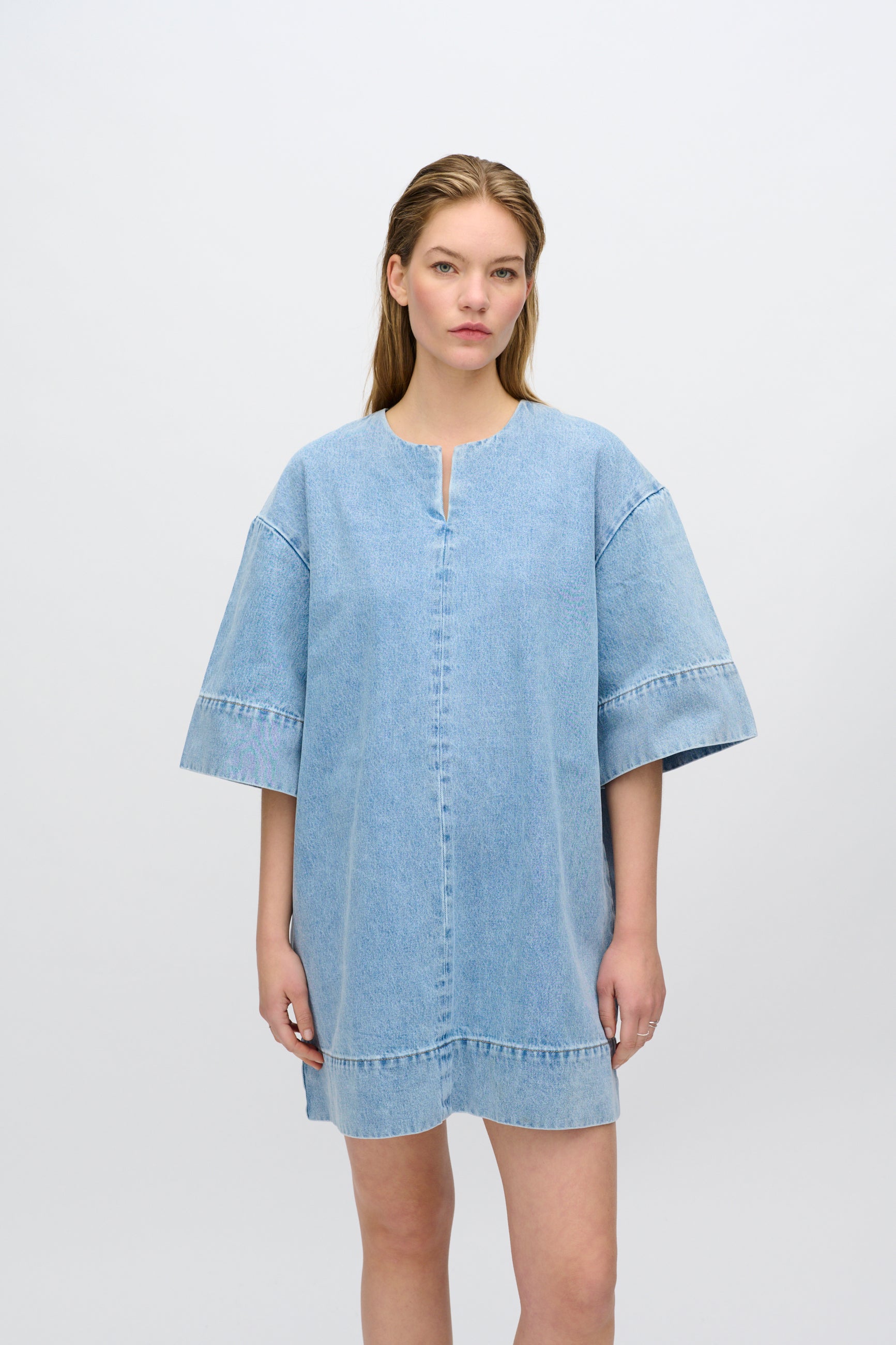 minimum female Wilma denimkjole 4282 Short Dress 1001 Light Blue